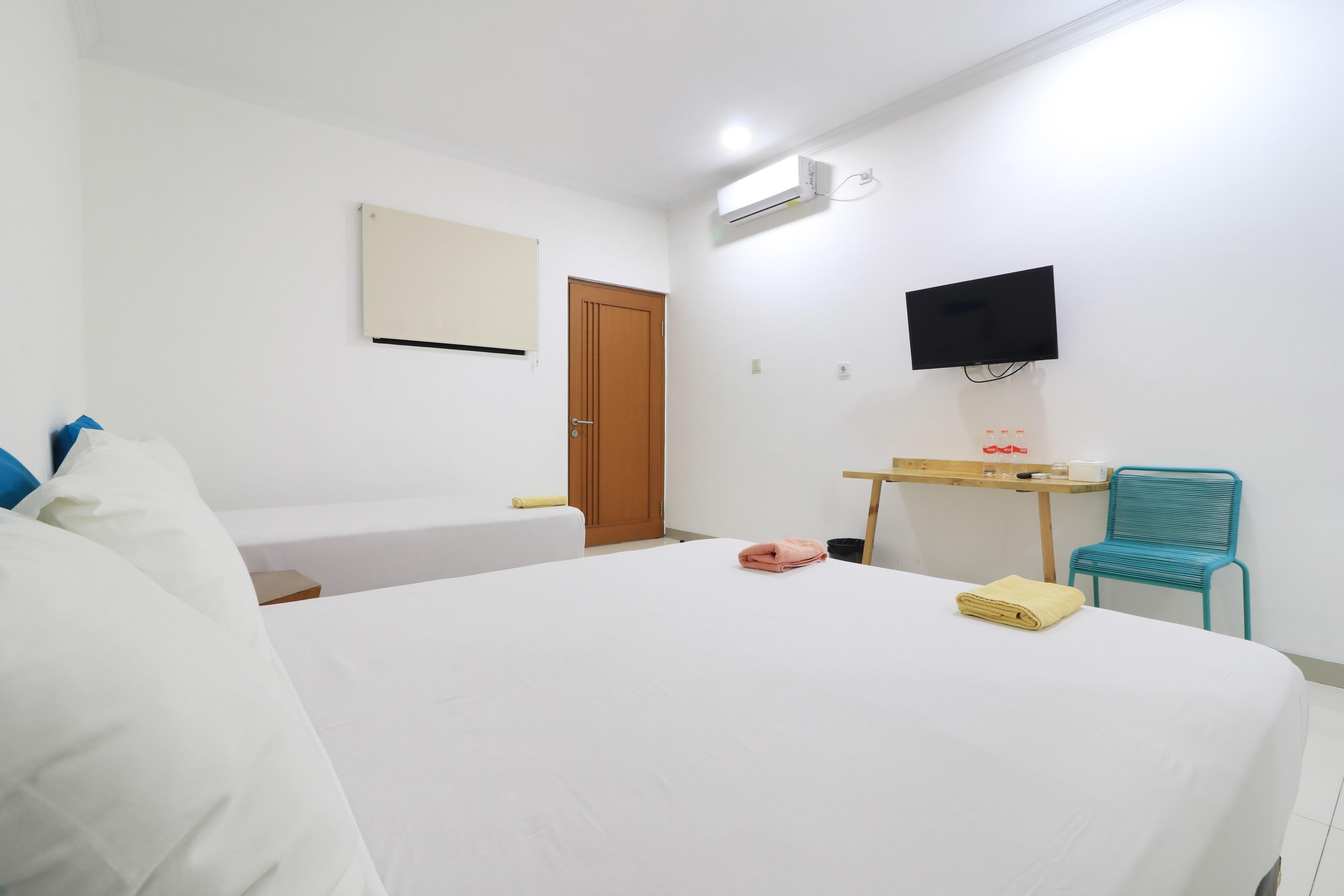 Locus Rooms Bandung Exteriör bild