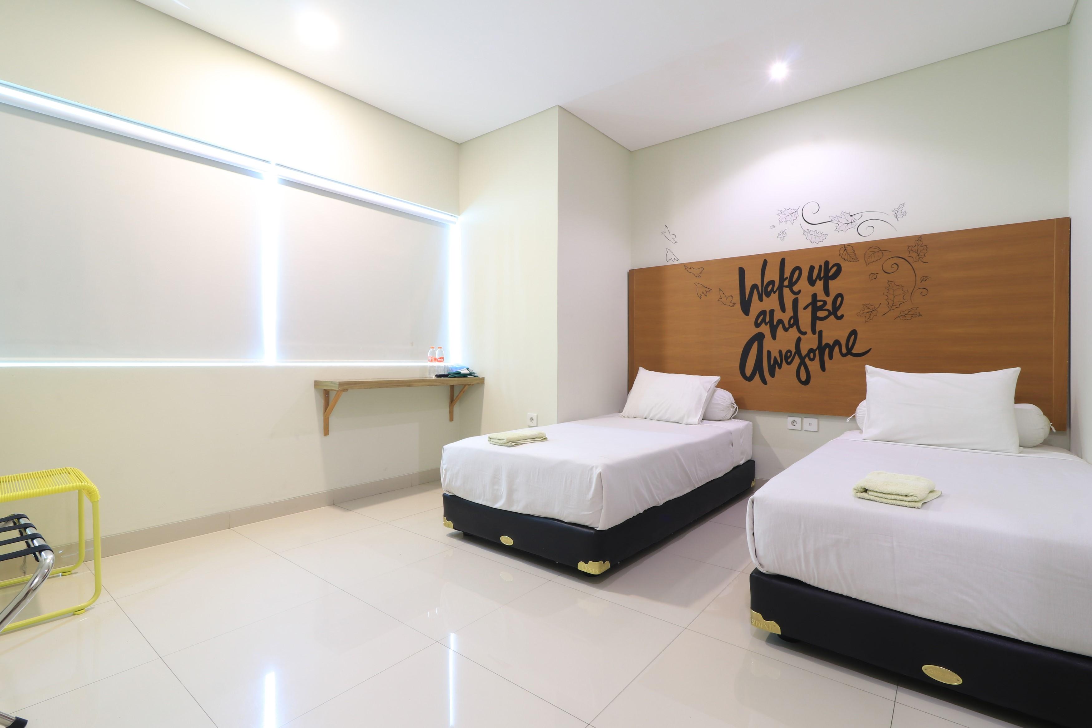 Locus Rooms Bandung Exteriör bild