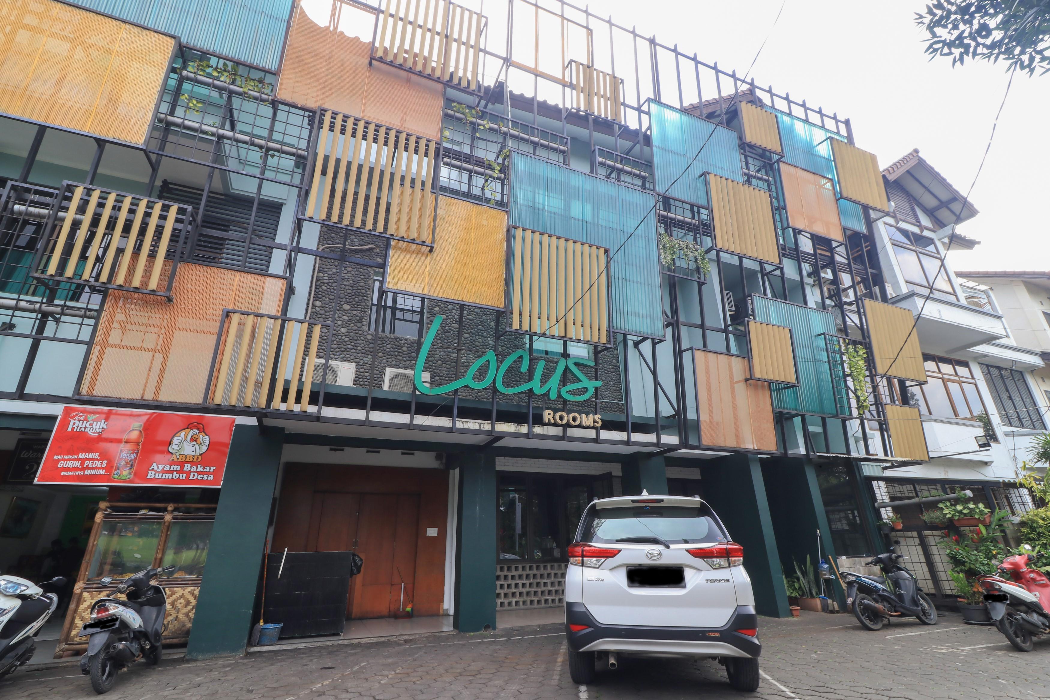Locus Rooms Bandung Exteriör bild